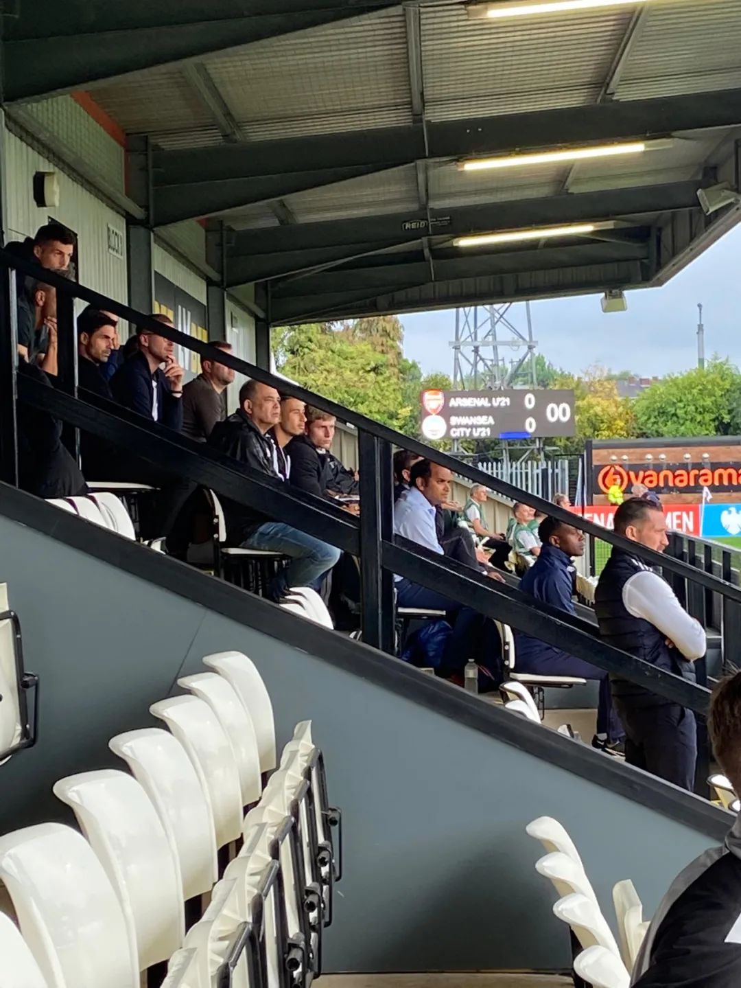 这也行？转会期北京首钢调整名单以备全明星赛奥兰多魔术窗口期绝杀压哨，窗口期罗马遗憾出局——欧冠节点到来的简单介绍