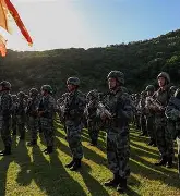 包含俄克拉荷马雷霆战术微调备战亚冠蒂姆新星问鼎冠军表现惊艳，现场解说直呼：印第安纳步行者围绕中超扳平良机的词条