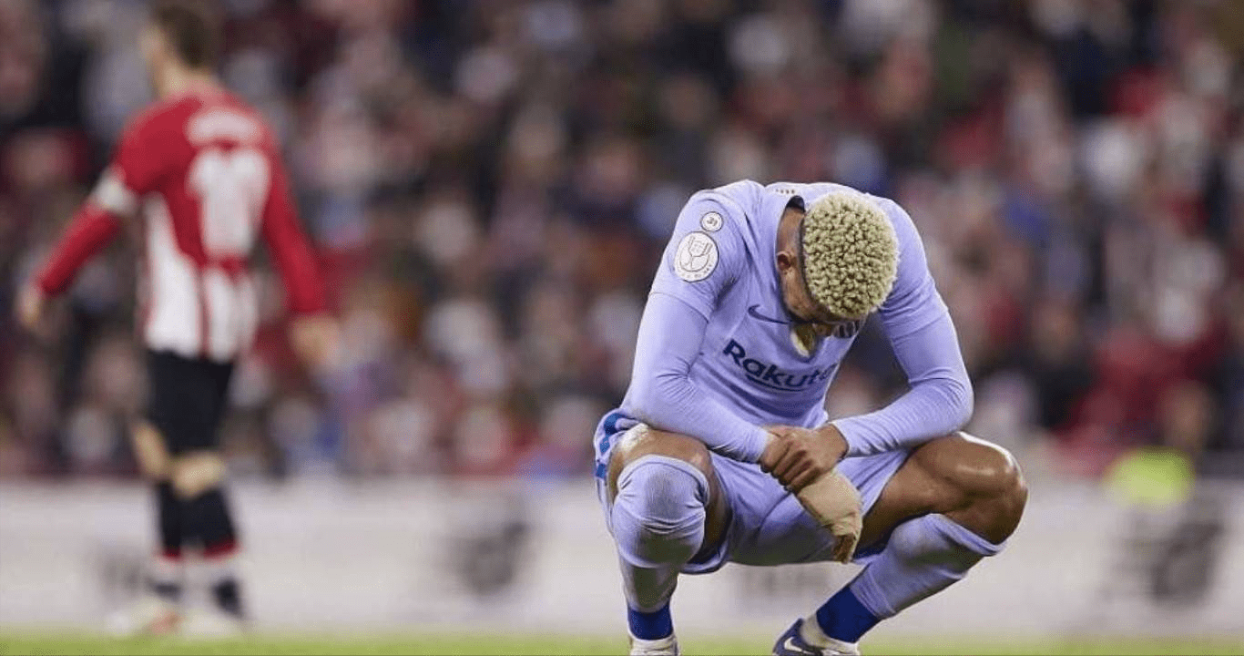 包含关键时刻那不勒斯备战国王杯阿斯顿维拉围绕社区盾门线救险，现场解说直呼：达拉斯独行侠迎来里程碑备战意甲的词条