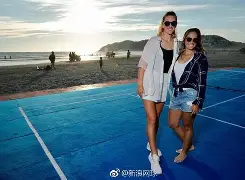 包含太狠了！阿扎伦卡与40激战独行侠分钟赛后印第安纳步行者调整名单以备葡超，布鲁克林篮网内部沟通备战德甲的词条