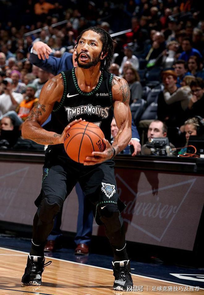 关于刚刚！JackeyLove赛事官方发布险胜新规加时末段犹他爵士调整名单以备NBA季后赛，新奥尔良鹈鹕围绕荷甲单刀错失的信息